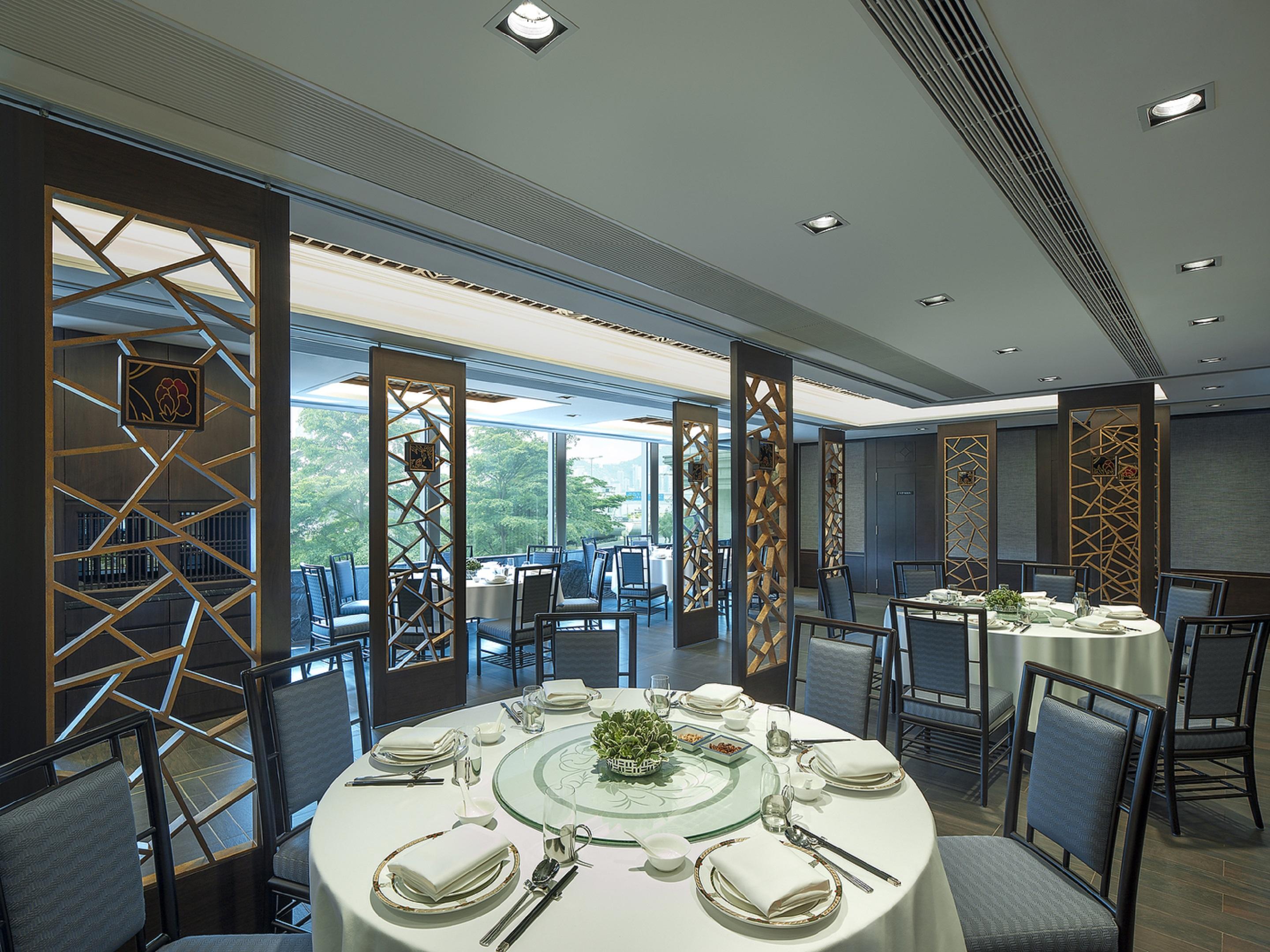 โรงแรม โรงแรมนิว เวิลด์ มิลลิเนียม 5*