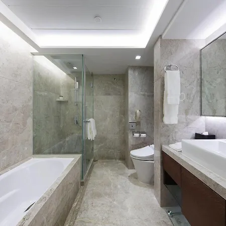 New World Millennium Hong Kong Hotel Exterior photo Bathroom